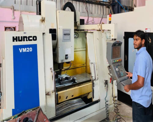 VM20-HURCO-1000mm-Bed-size